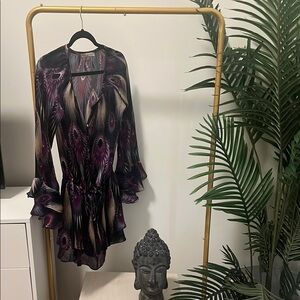 Elegant Peacock Print Mini Dress with tie waist and flared sleeves